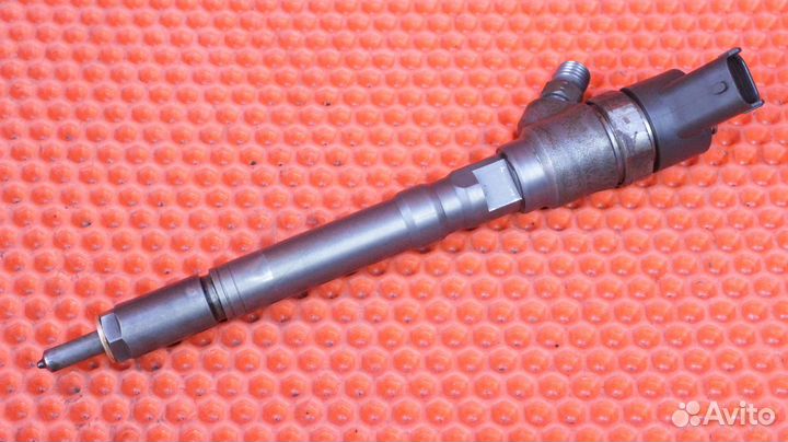 Форсунка топливная Hyundai Accent LC D3EA 33800-27