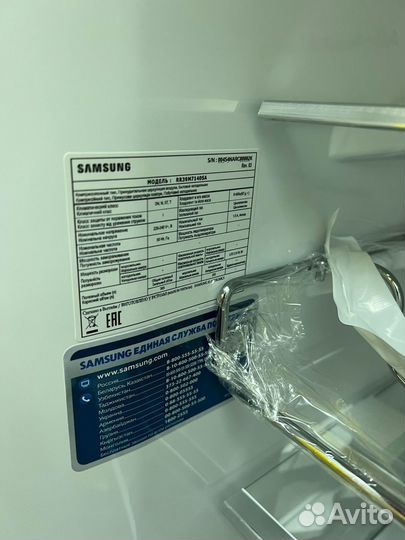 Холодильник Samsung Rr-39 M7140Sa