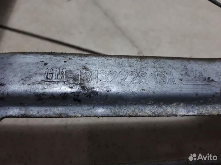 Стеклоподъемник механический задний правый Opel Z