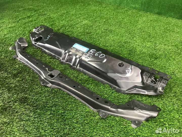 Передняя панель передняя Bmw 5 E60 N52B30 2006