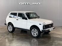 ВАЗ (LADA) 4x4 (Нива) 1.7 MT, 2015, 174 353 км, с пробегом, цена 579 000 руб.