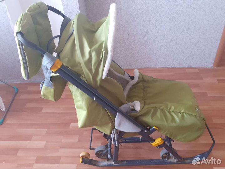 Детские санки с колесами