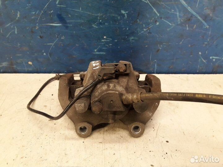 Суппорт задний левый Mercedes S W221 2005-2013