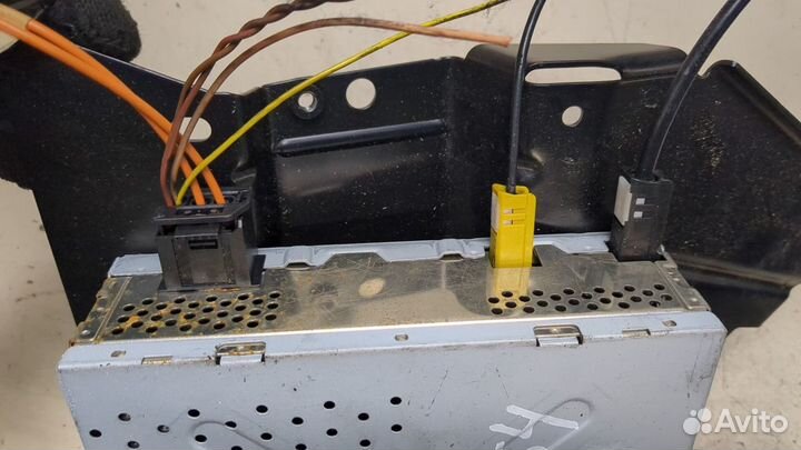 Усилитель звука Mercedes E W211, 2003