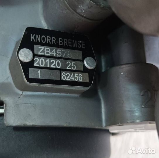 Осушитель воздуха DAF CF65,75,85,XF95 c 4-х контур