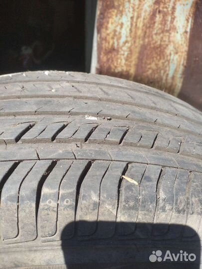 R14 Hankook Optimo ME02 205/70, PCD 5x114.3 DIA 15