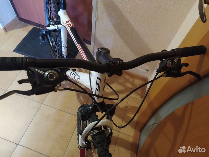 Велосипед алюминиевый фирменный 26 дюймов