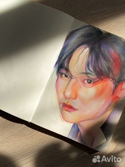Портрет цветными карандашами