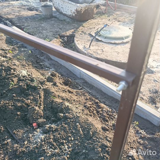 Арка садовая металлическая