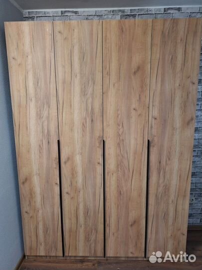 Шкаф 160 см распашной