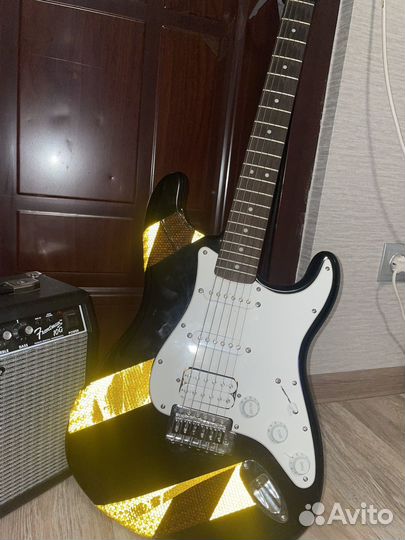 Электро гитара fender squier bullet strat