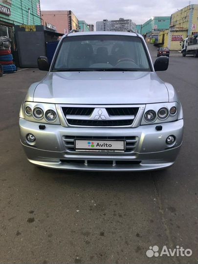 Mitsubishi Pajero 3.5 AT, 2004, 200 000 км
