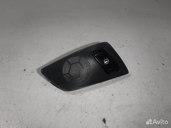 Кнопка стеклоподъемника Skoda Yeti