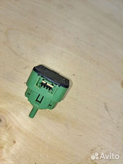 Прессостат сма Indesit 7640 (C00272450) 5V