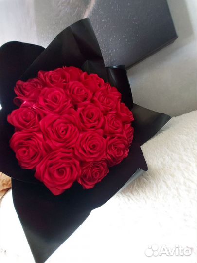 Букет из атласных лент