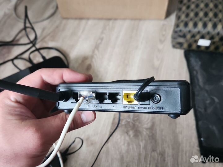 Wifi роутер d-link dir-300