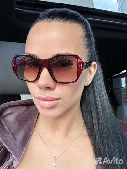 Солнцезащитные очки