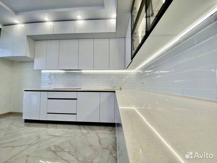 Кухонный гарнитур мдф \ эмаль