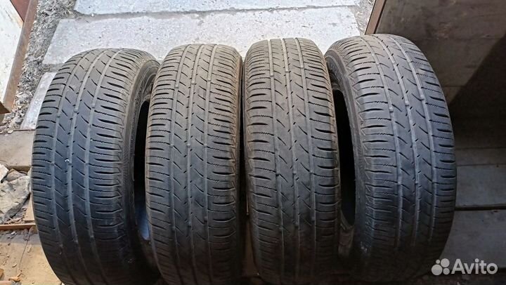Toyo NanoEnergy 3 185/70 R14