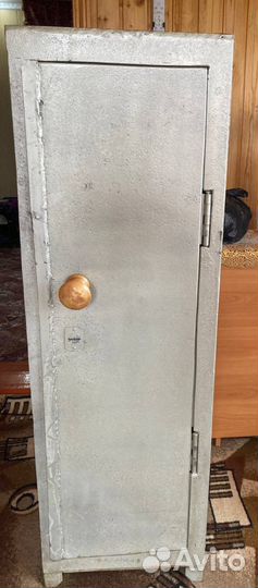 Оружейный сейф