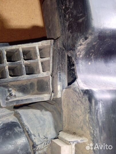 Резонатор воздушного фильтра Hyundai Солярис седан