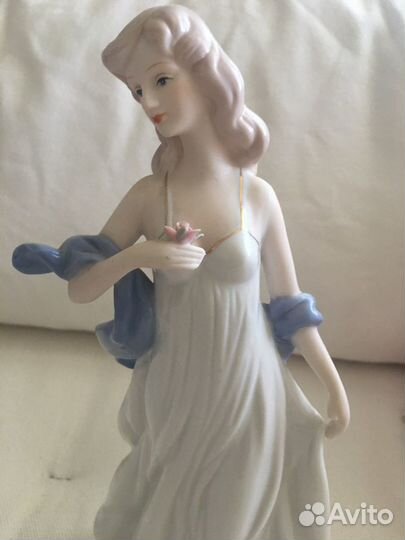 Фарфоровые статуэтки
