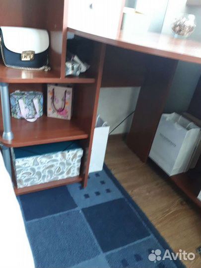 Письменный стол