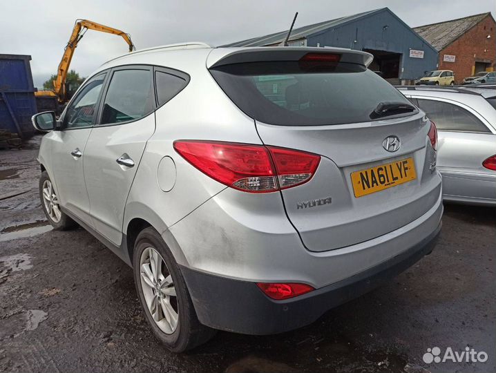 Замок зажигания Hyundai ix35 2011 819102S000