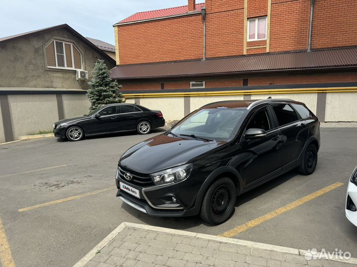 LADA Vesta Cross 1.8 МТ, 2018, 175 000 км