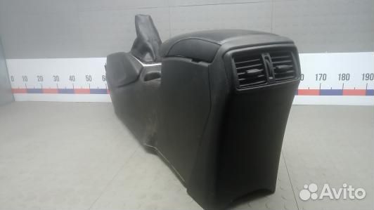 Подлокотник центральный nissan X-trail T32, Номер 969104CE2A, 969204CE3A (5GM06IX01)