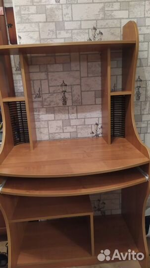 Компьютерный стол