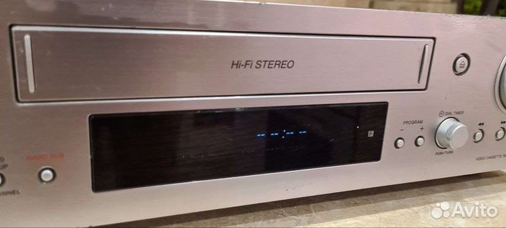 Видеомагнитофон