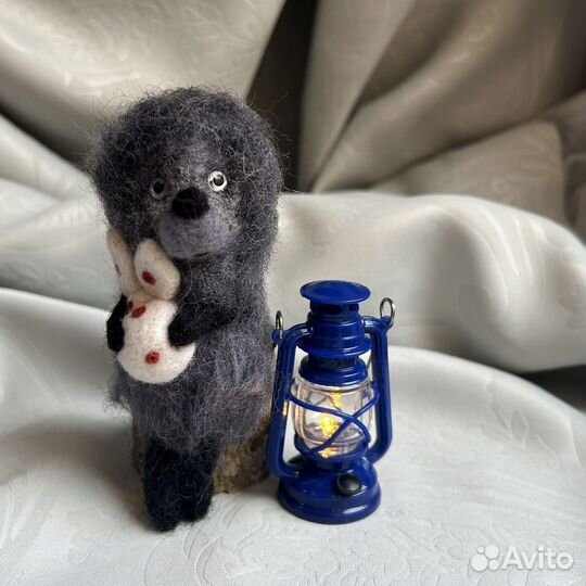 Ежик в тумане с фонариком. Войлочная игрушка