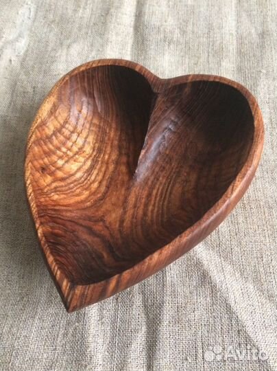 Валентинка из дерева, чаша-сердце