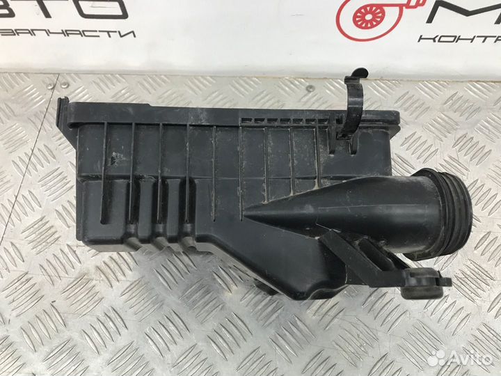 Б/У корпус воздушного фильтра Hyundai Solaris HCR