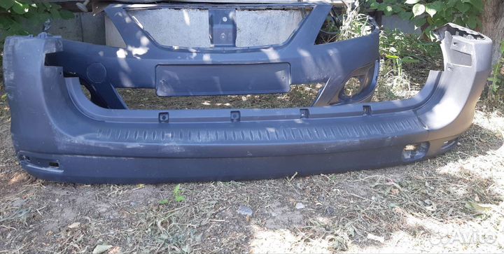 Бампер на ларгус