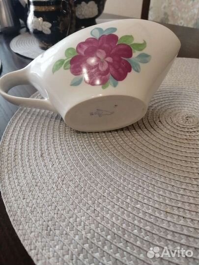 Тарелки и соусник Дулево