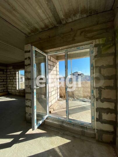 Дом 253 м² на участке 12 сот.