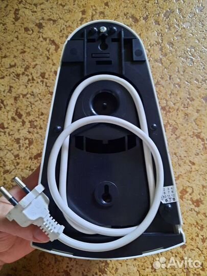 Сушитель для рук электрический