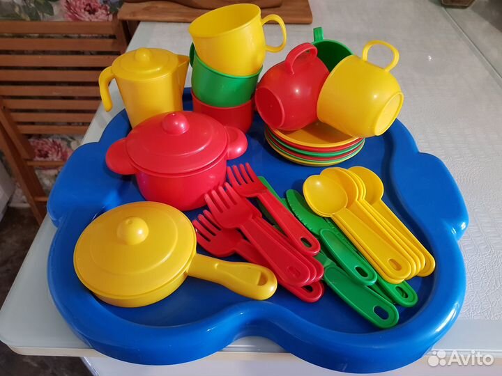 Посуда для кукол