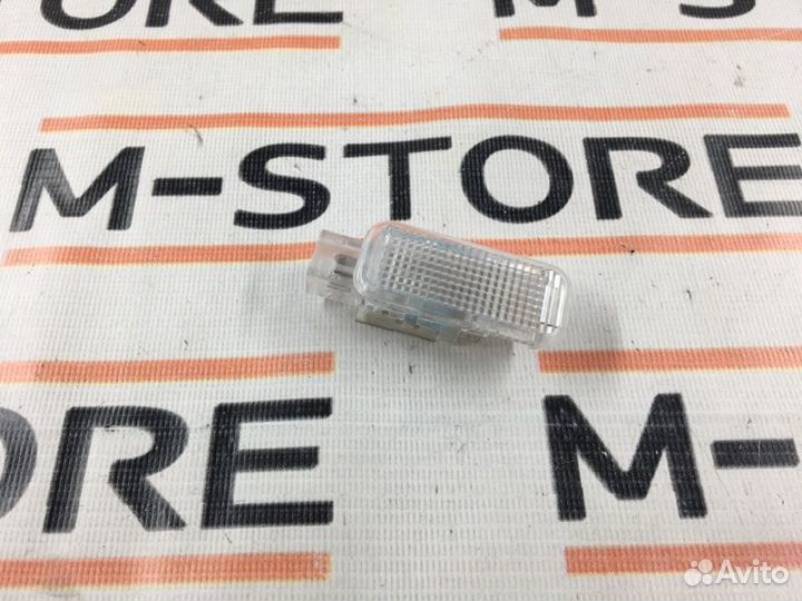 Плафон освещения Audi A6 C6/4F BDX 2007