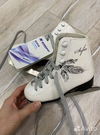 Коньки детские