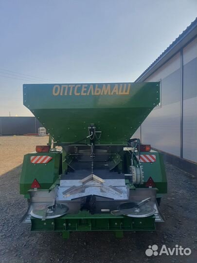 Разбрасыватель удобрений Оптсельмаш МЕГА-600, 2023