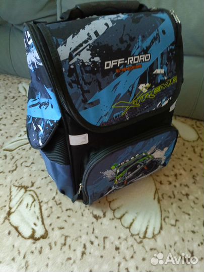 Портфель школьный для мальчика