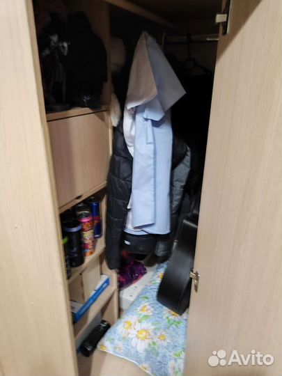 Кровать чердак со столом и шкафом