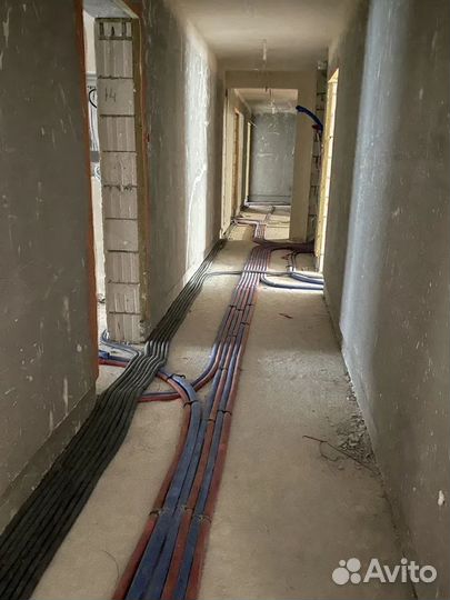 Услуги электрика. Услуги сантехника. Электрик