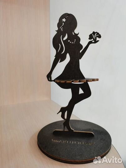 Салфетница из дерева