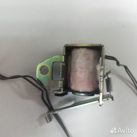 RM1-5056-000 Соленойд HP Laser Jet P4015n