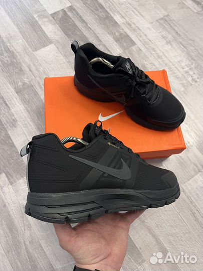 Кроссовки nike gore tex