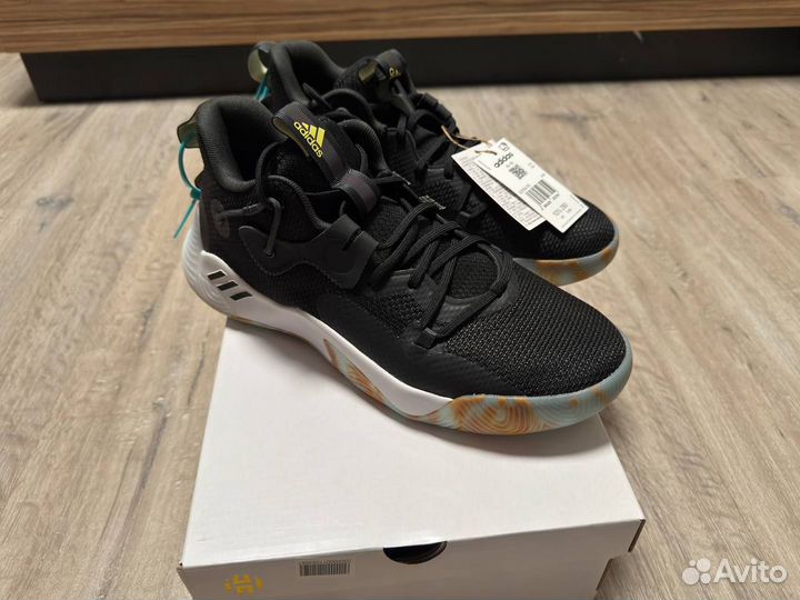 Кроссовки adidas harden stepback